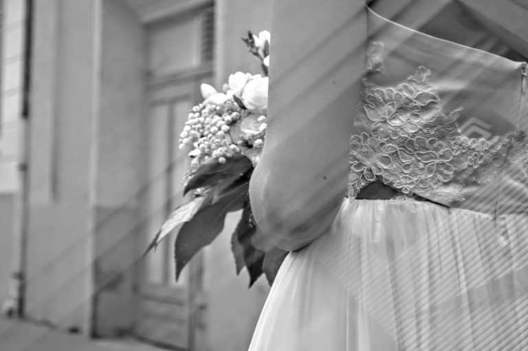 anna jonas egyedi tervezésű esküvői ruha zuzsi nikos 8